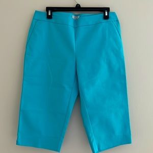 CHARTER CLUB size 8 turquoise Bermuda Shorts! 97 percent cotton!